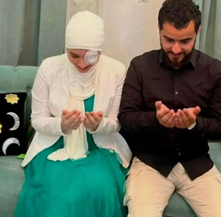 سارة محمد تعلن خطبتها من أول شخص تقدم لها سابقاً